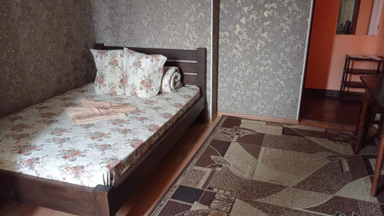 Готель Адріана Dunaivtsi Zewnętrze zdjęcie